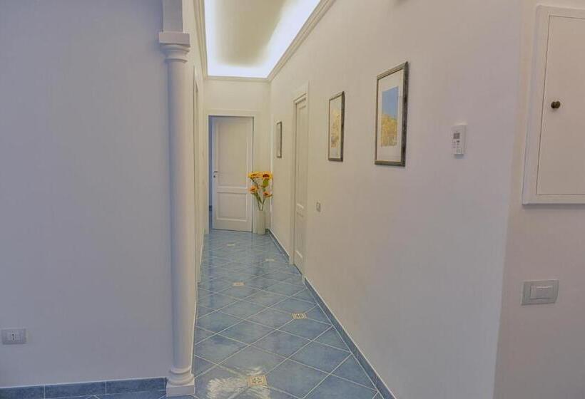 Номер Стандарт, Acquamarine Maiori Amalfi Coast