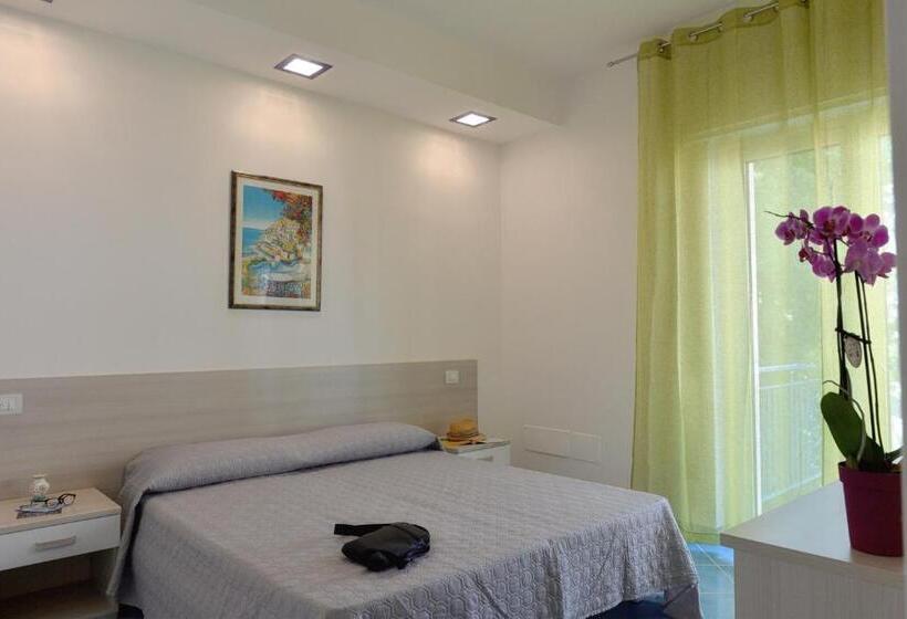 Номер Стандарт, Acquamarine Maiori Amalfi Coast