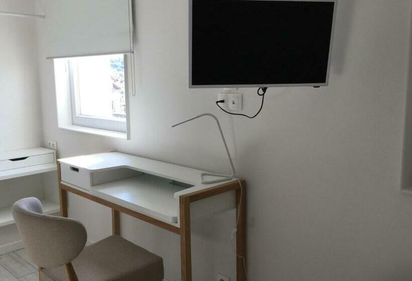 Номер Стандарт Вид на Горы, 5&5 Rooftop