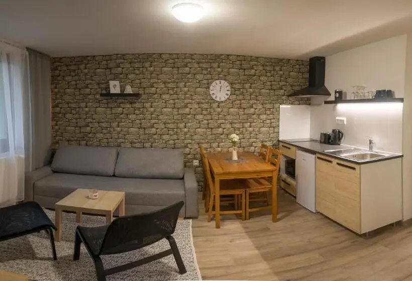 バルコニー付き1ベッドルームアパートメント, Apartmány Habovka