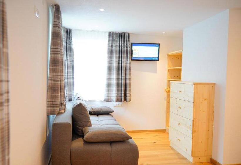 آپارتمان 1 خوابه, Das Astrid