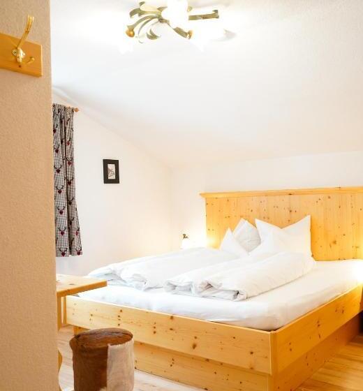 آپارتمان 3 خوابه, Das Astrid