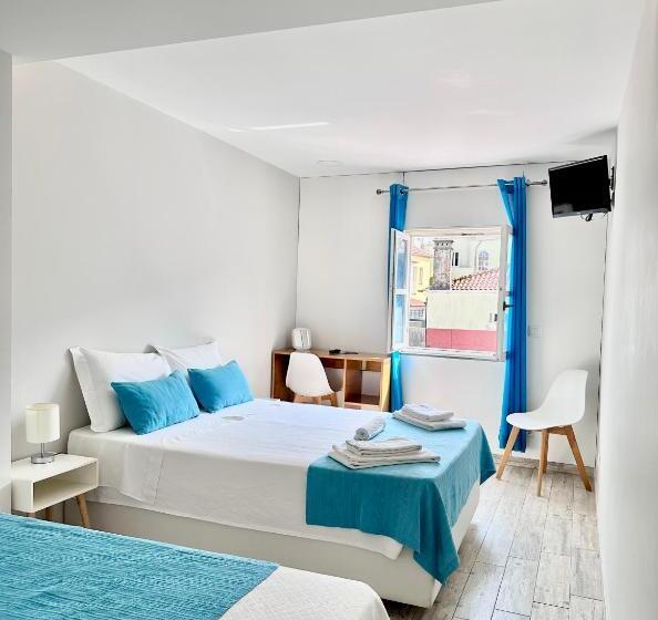 اتاق پریمیوم سه تخته, Enjoy Viana Guest House