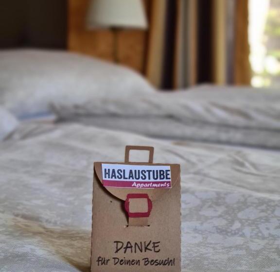 １ベッドルームアパートメント, Haslaustube