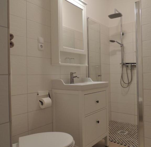 스탠다드 룸, Lindenhof