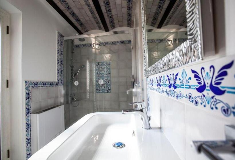 غرفة قياسية, Palazzo Pagliaro