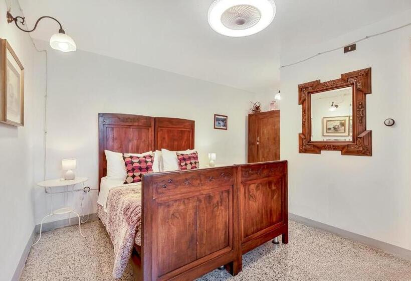 Quarto Estandar com Terraço, Un Ottima Annata B&b
