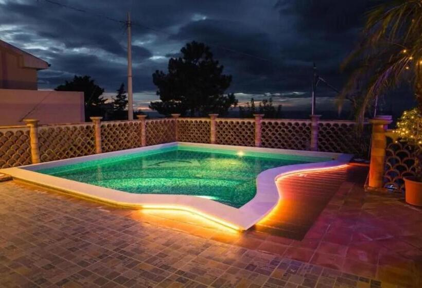 آپارتمان 1 خوابه, Appartamenti Anzà