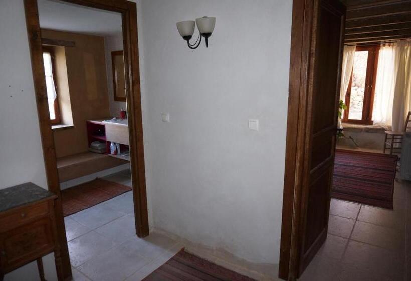 스탠다드 룸, Au Garcin