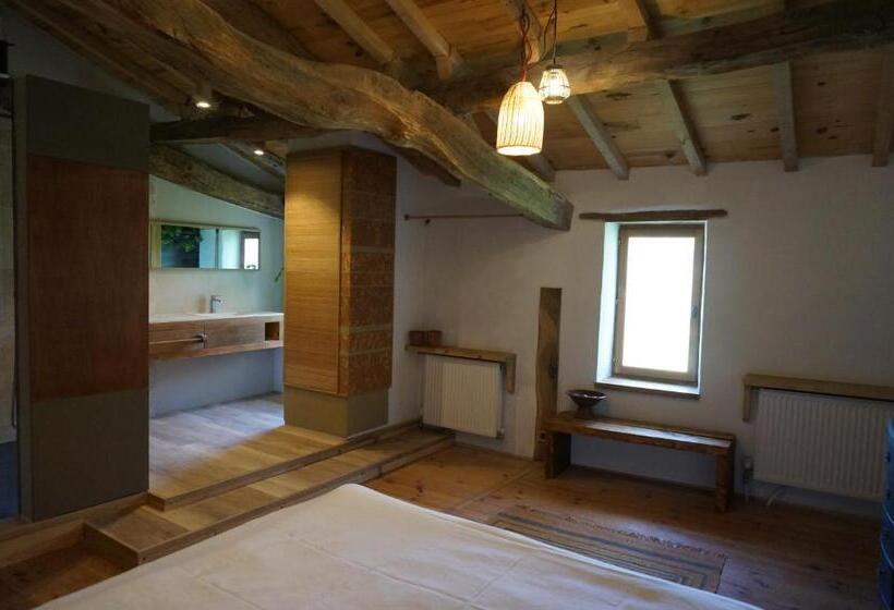 디럭스 룸, Au Garcin