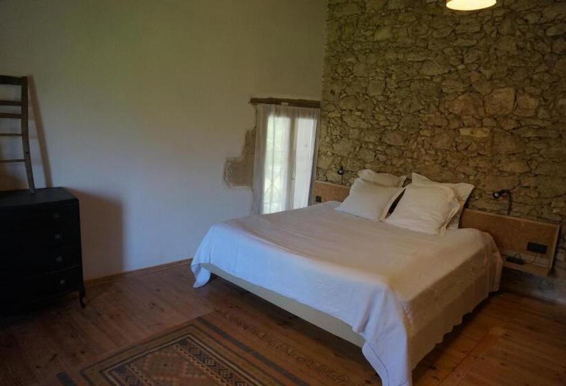 디럭스 룸, Au Garcin