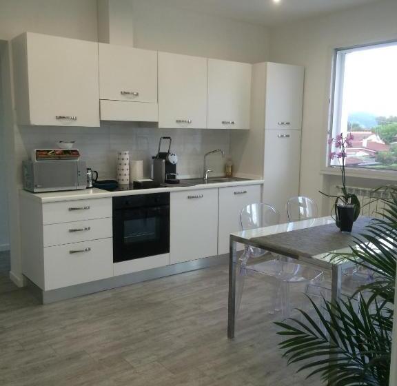 سوئیت 2 خوابه, La Brise