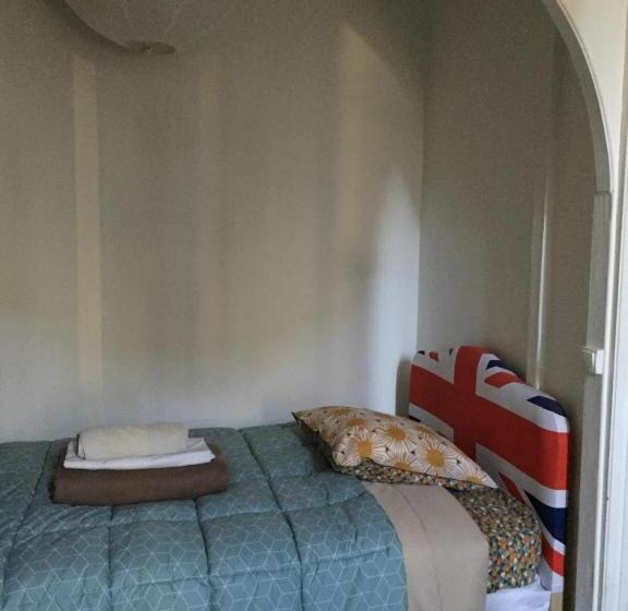 اتاق استاندارد سه نفره, Venez Dormir Chez Nous #condom#gascogne#d Artagnan#armagnac#le Bonheur Est Dans Le Gers