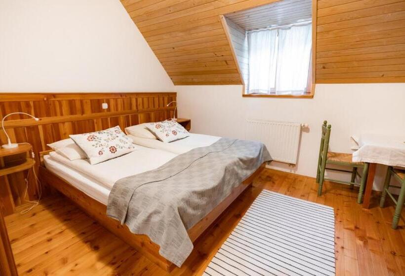 سوییت خانوادگی, Govc Vršnik