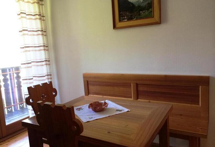 اتاق استاندارد, Govc Vršnik