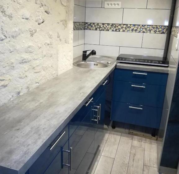 家庭间, Au Jardin Près De L Ocean