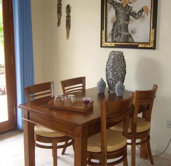 ガーデンビュースーペリアールーム, Guesthouse Rumah Senang