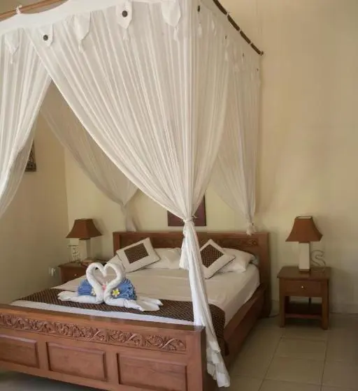 プールビュースタンダードルーム, Guesthouse Rumah Senang