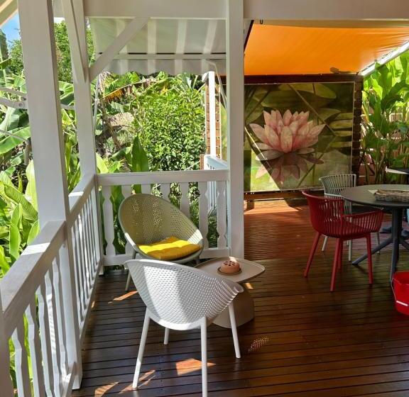 کابین, L Escale Tropicale