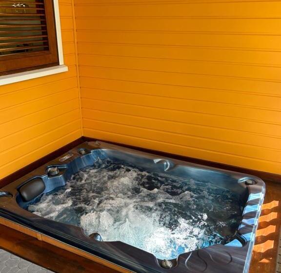 کابین, L Escale Tropicale