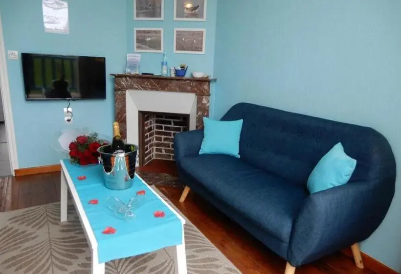 2ベッドルームハウス, Villa Des Bains De Mer Avec Balcon Et Vue, Terrasse, 300 M Plage, 2 Chambres, Velos Fournis à Mers L