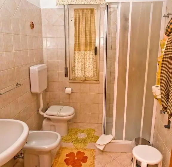 اتاق لوکس, B&b I Girasoli
