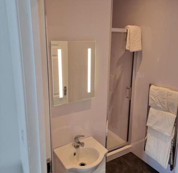 Люкс, Glenfern Guest House And A Separate Cottage With Its Own Private Hot Tub