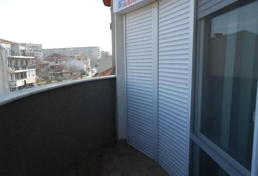 Standard-huone Parveke, Kapri