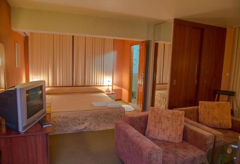 סטודיו סטנדרט עם מרפסת, Kapri