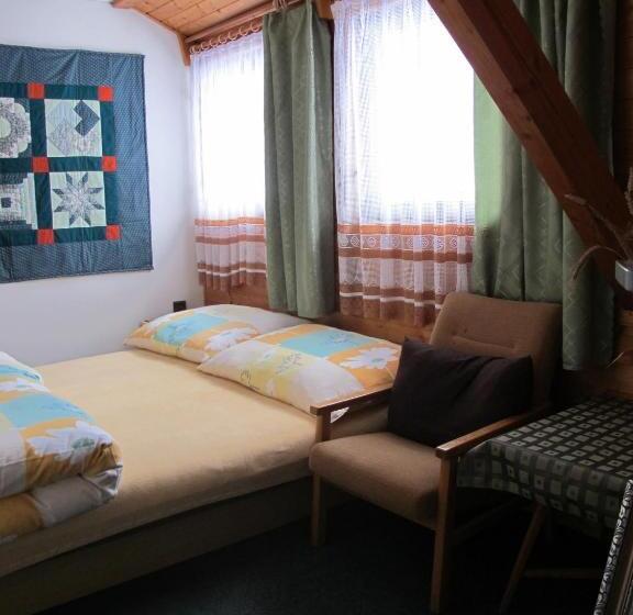 4间卧室的房子, Guest House U Lakomce