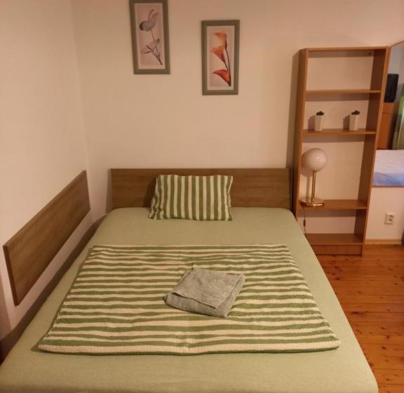 Семейный Номер Вид на Сад, Penzionek U Františka