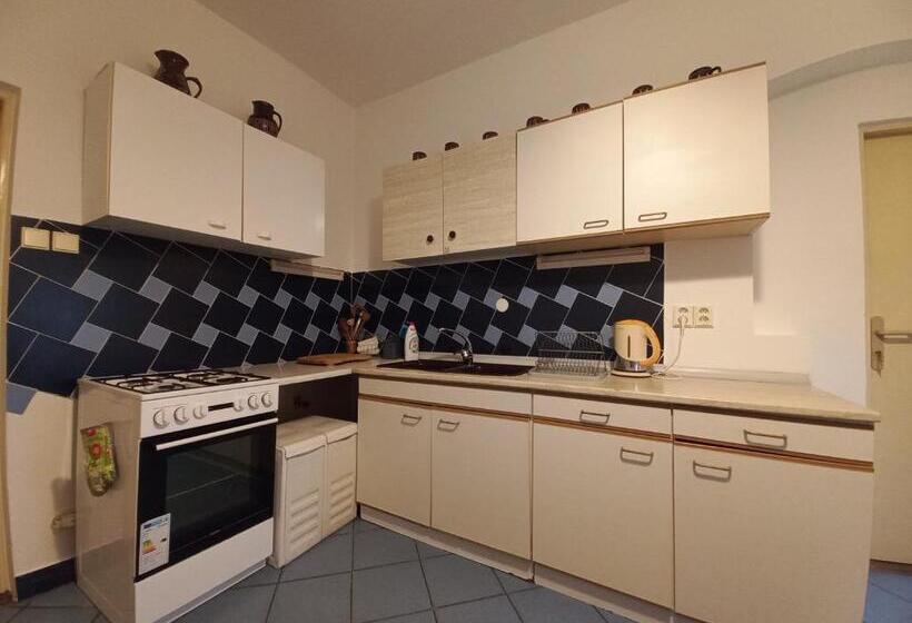 Семейный Номер Вид на Сад, Penzionek U Františka