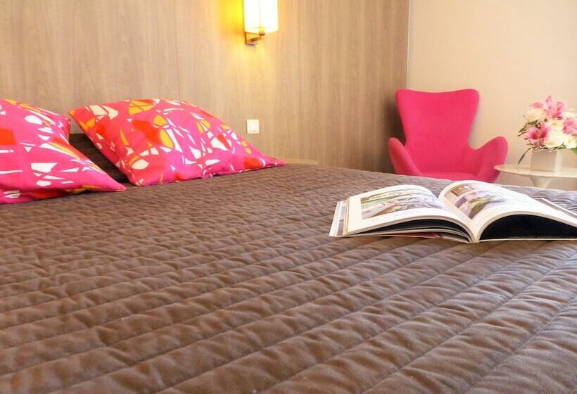 Quarto Triplo Estandar, Bliss Hôtel