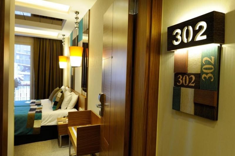 スタンダードルーム, Collage Taksim