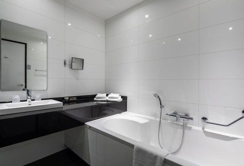 חדר דלוקס, Van Der Valk Hotel Duiven Near Arnhem A12