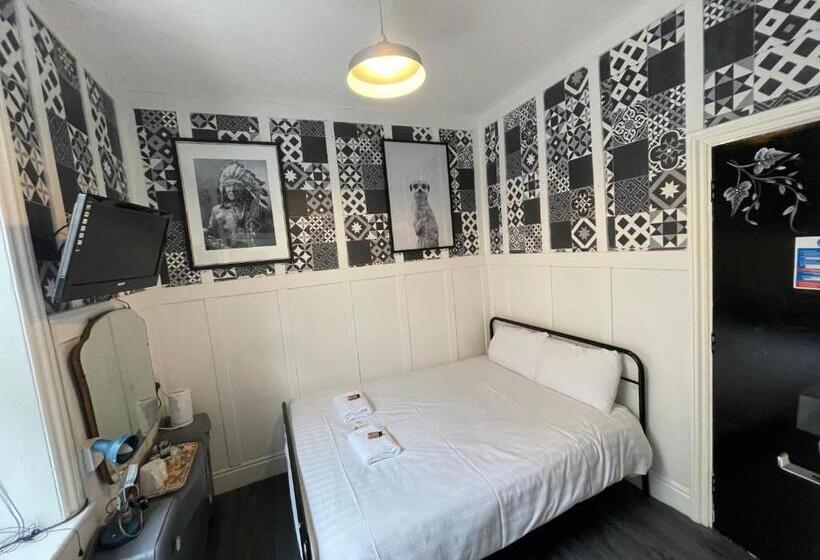 Номер Basic, Elmora House
