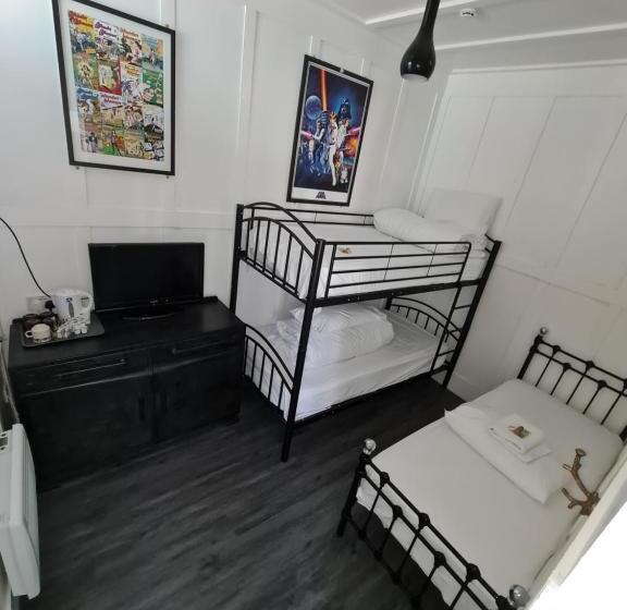 Family Suite, Elmora House