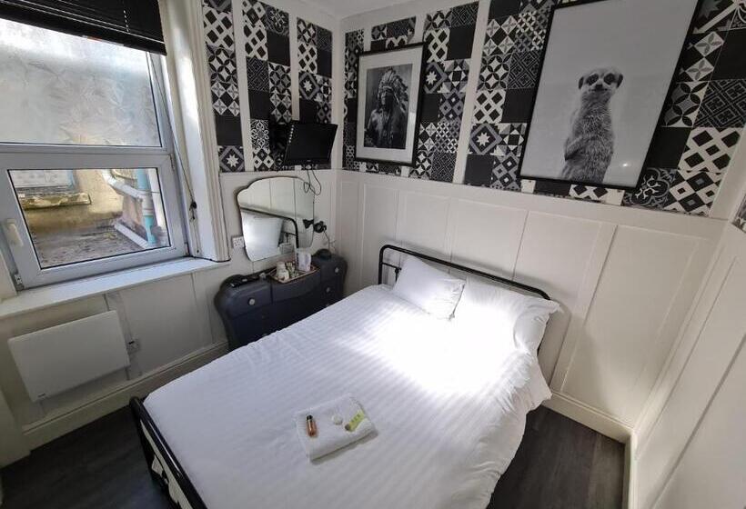 Номер Basic, Elmora House