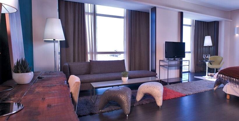 Люкс, Esplendor By Wyndham Mendoza