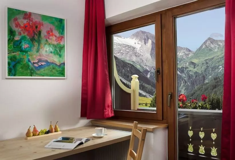 1ベッドルームのデラックスアパートメント, Höhlenstein