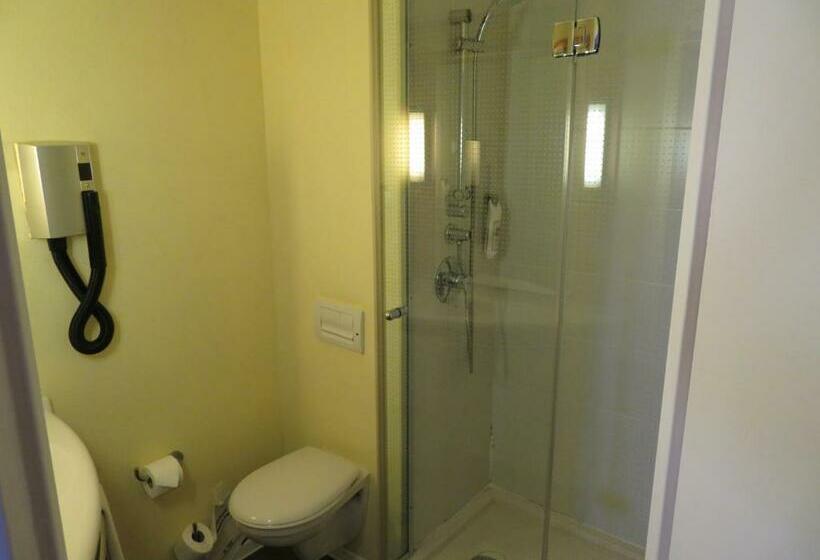 اتاق استاندارد, Ibis Oran Les Falaises