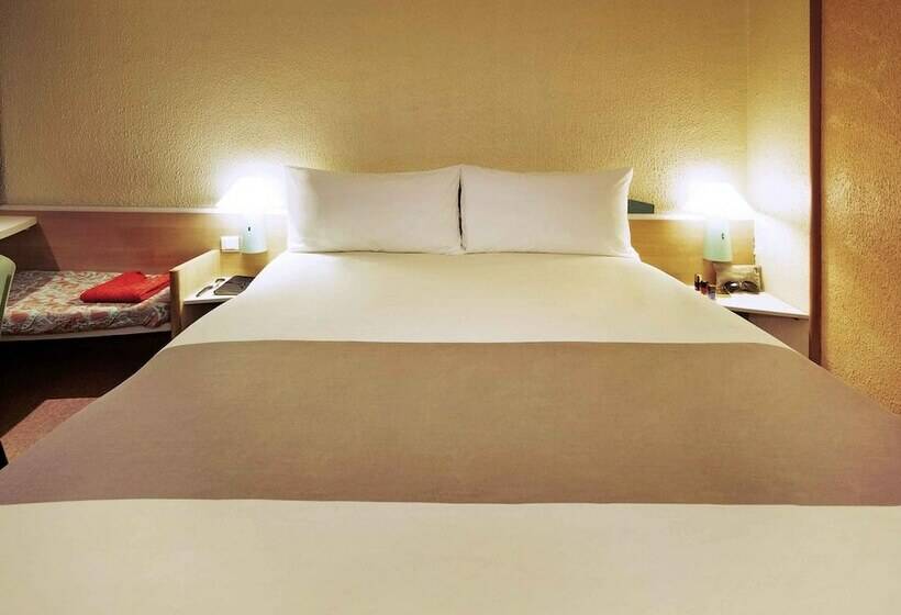 اتاق استاندارد با چشم‌انداز دریا, Ibis Oran Les Falaises