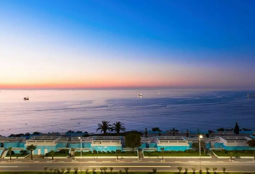 اتاق استاندارد با چشم‌انداز دریا, Ibis Oran Les Falaises