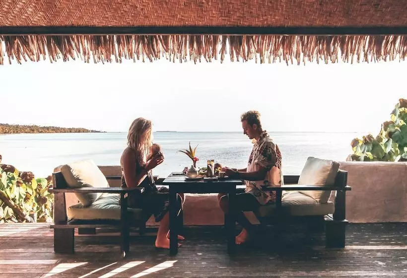 بانگلوی استاندارد, Pacific Resort Aitutaki   Adults Only
