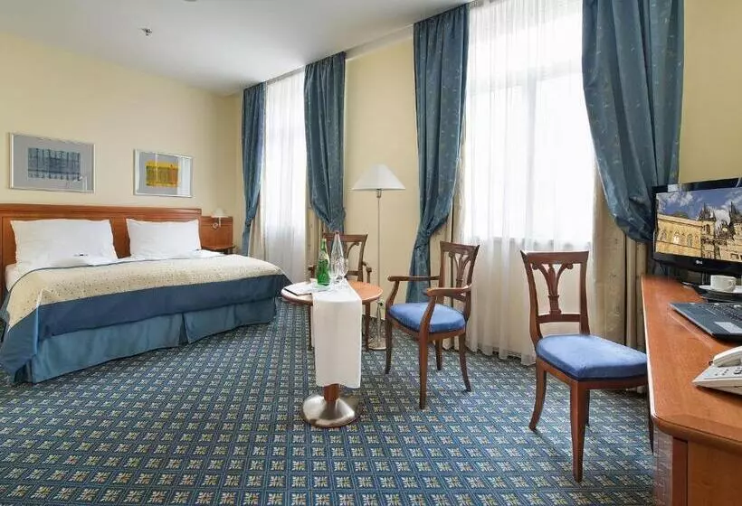 اتاق کلاس بیزنس, Ramada Prague City Centre
