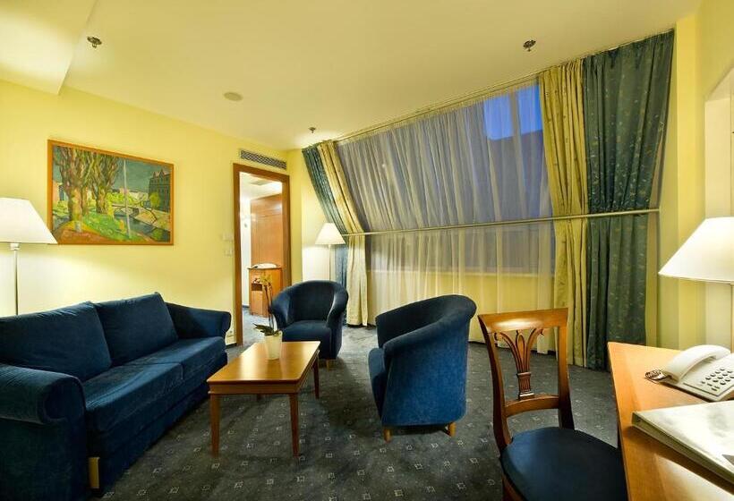 套房, Ramada Prague City Centre