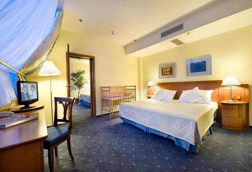 套房, Ramada Prague City Centre