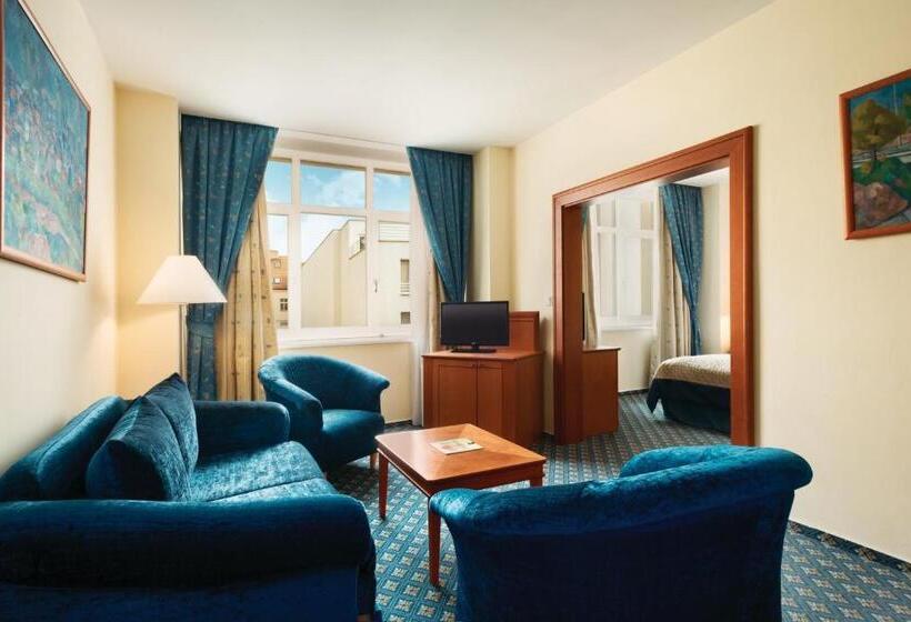 套房, Ramada Prague City Centre