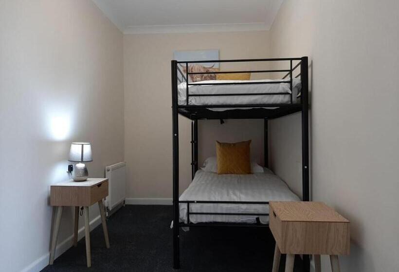 高级家庭房间, The Well Inn