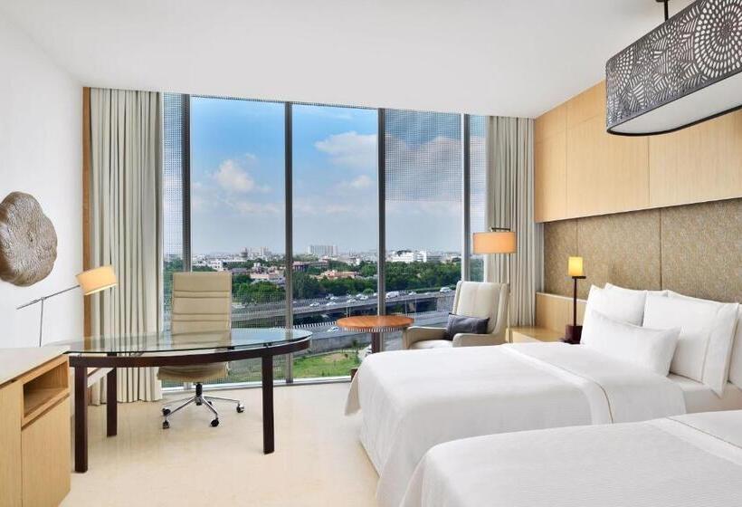 חדר קלאב, The Westin Gurgaon, New Delhi